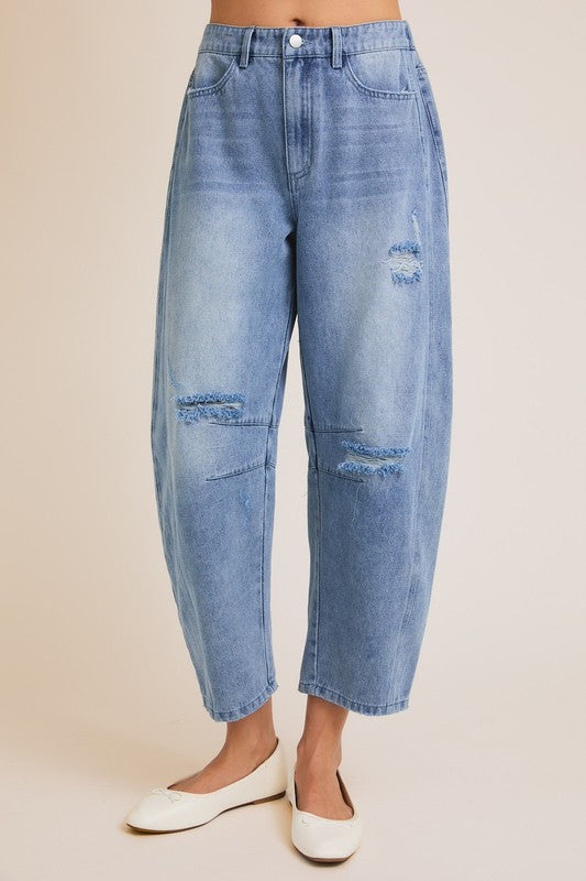 Distressed Barrel Jeans