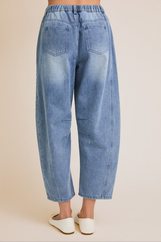 Distressed Barrel Jeans